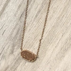 Kendra Scott necklace